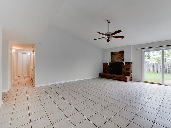 2nd image of 15702 Mendocino Dr