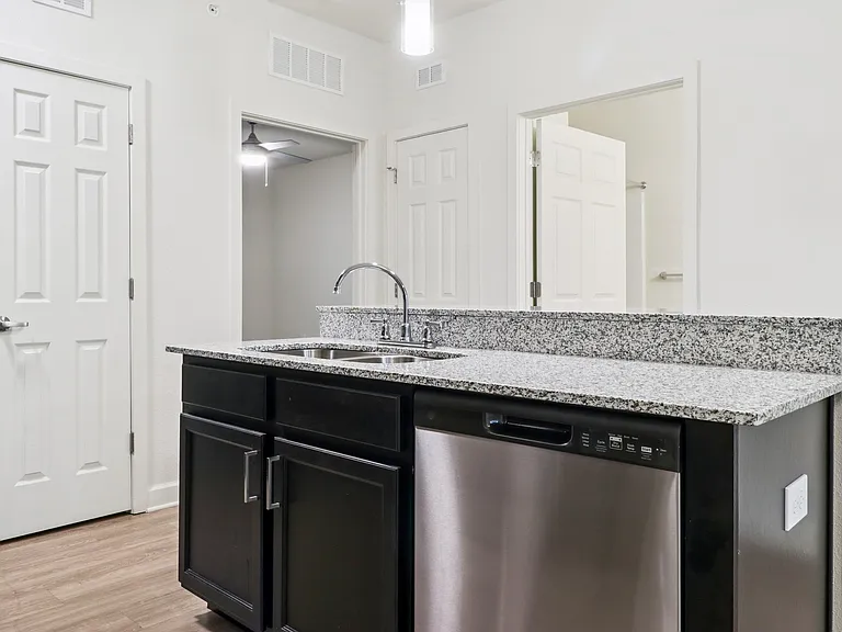 Broad River Village Apartment Homes — Photo 16