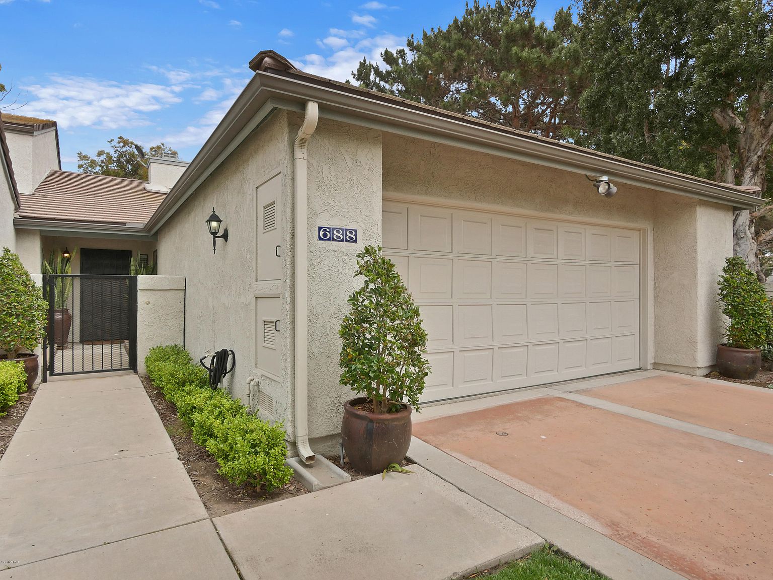688 Beachport Dr, Port Hueneme, CA 93041 | Zillow