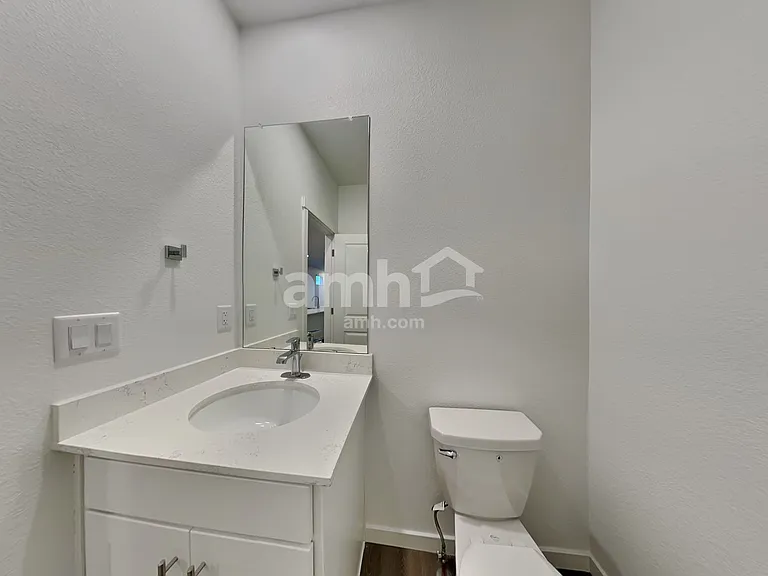 26153 E Calhoun Cir — Photo 8