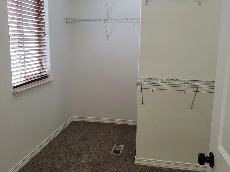 4615 W Princetown Ln — Photo 14