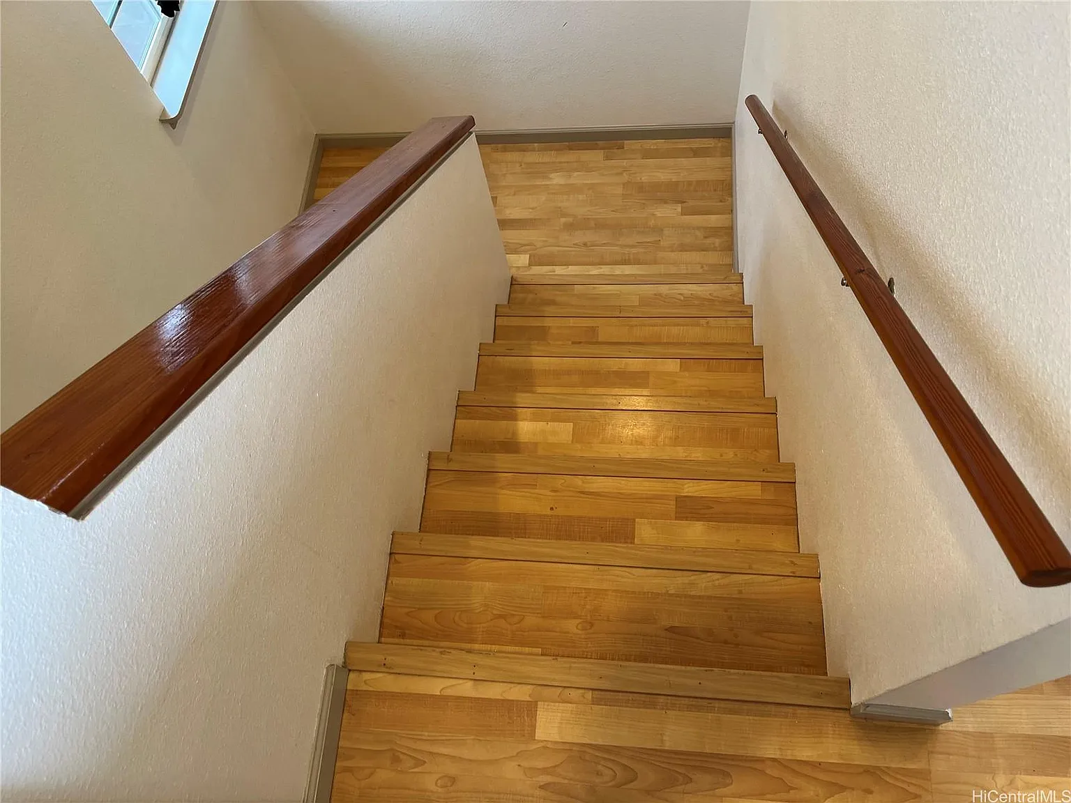 3 bed, 1612 sqft, $3,750 — Photo 2