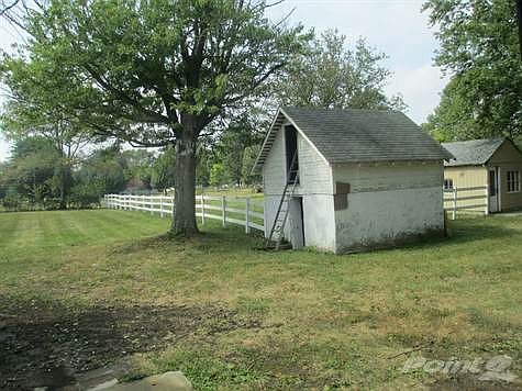 Fence & buildings