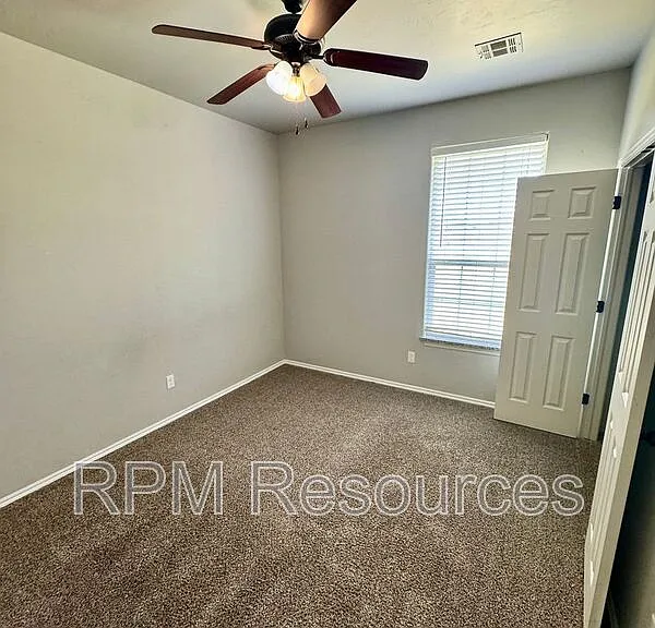 1818 Post Oak Rd — Photo 10