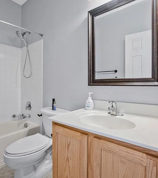 122 Lloyd St #211 — Photo 25