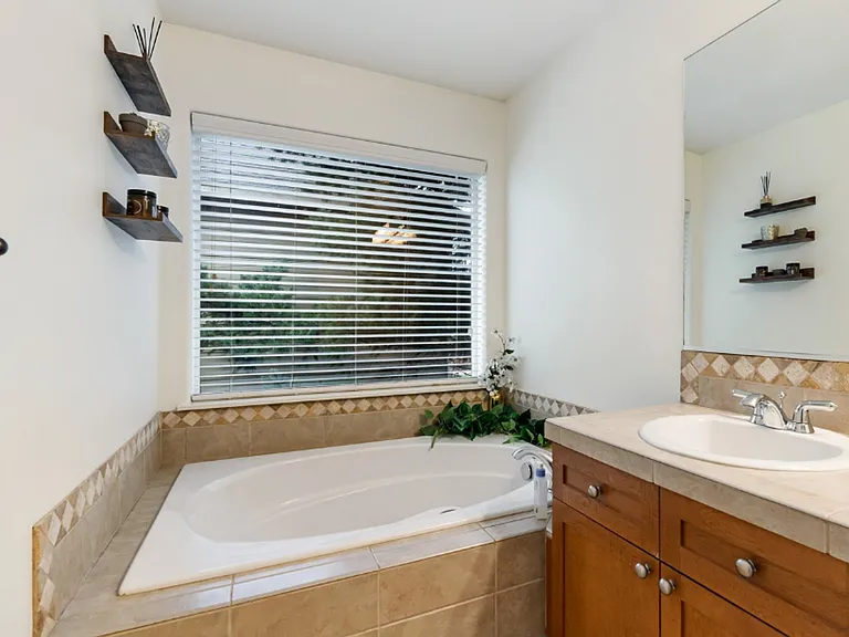 4412 NE Grand Ave — Photo 15