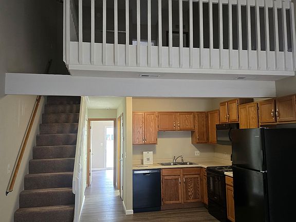 2nd image of 207 Village Dr #207