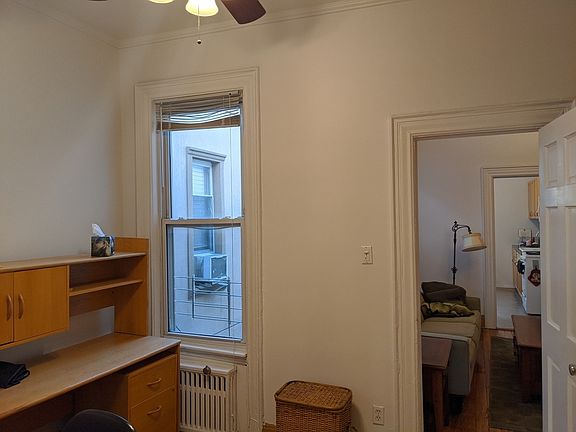 3rd image of 62 Hausman St #3