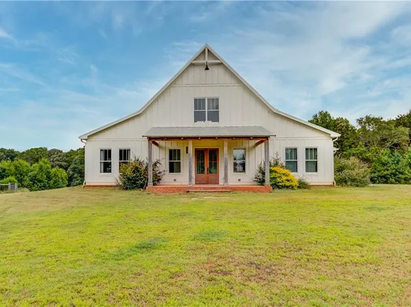 2920 Ponderosa Trl, Monroe, GA 30656