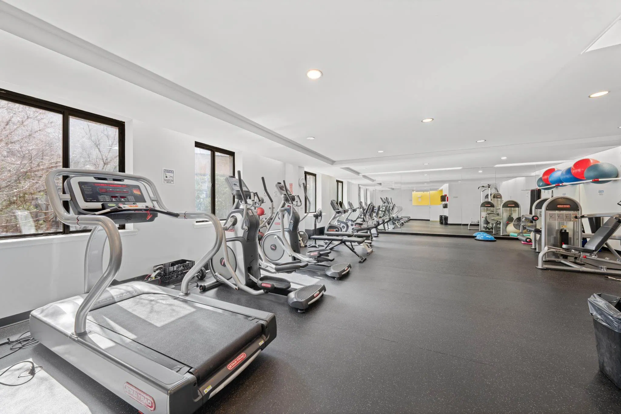 300 Rector Place #8B in Battery Park City, Manhattan | StreetEasy