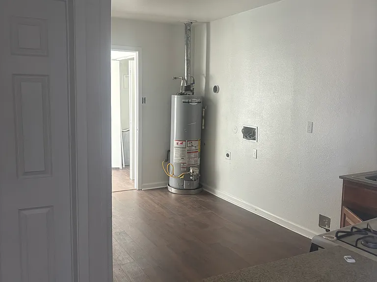 422 N Marsalis Ave #4 — Photo 12