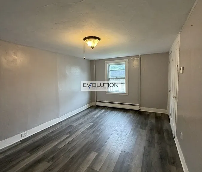 46 Maple St #2 — Photo 1