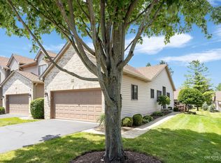 108 Fawn Ln, Elgin, IL 60120