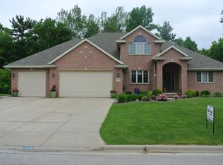 2779 Prairie Garden Trl, Green Bay, WI 54313