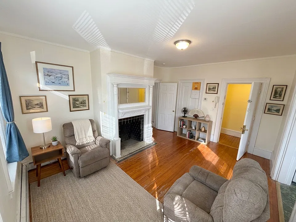 806 President Ave #2
