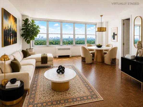 555 Kappock Street image 1 of 12