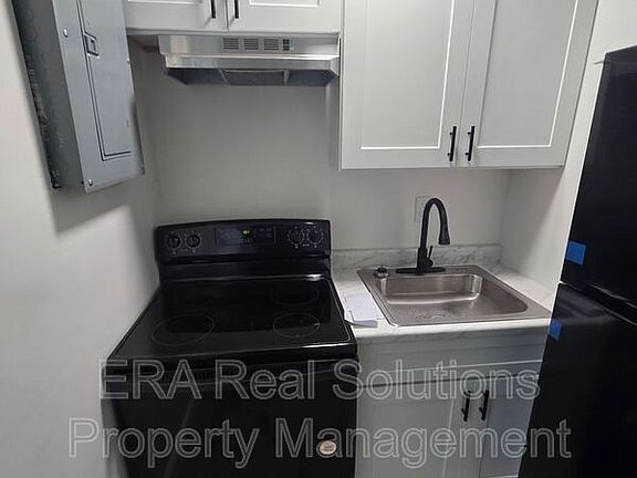 4th image of 409 Ryan Ave #G