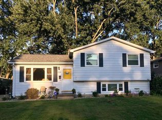 1804 Crestwood Blvd, South Bend, IN 46635