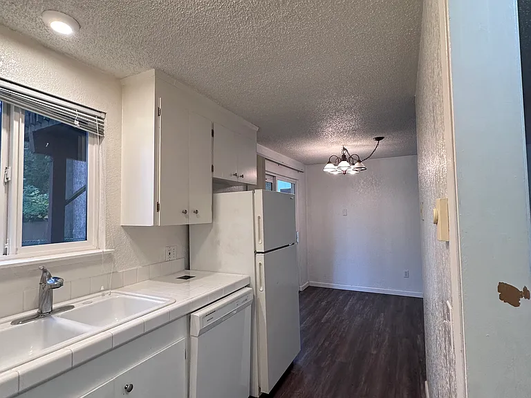 The Victorian — Photo 3
