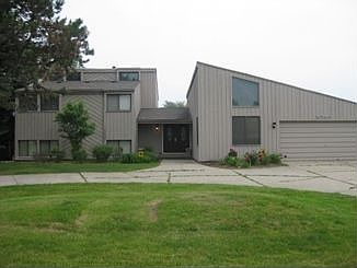 1st image of 5741 Perrytown Dr