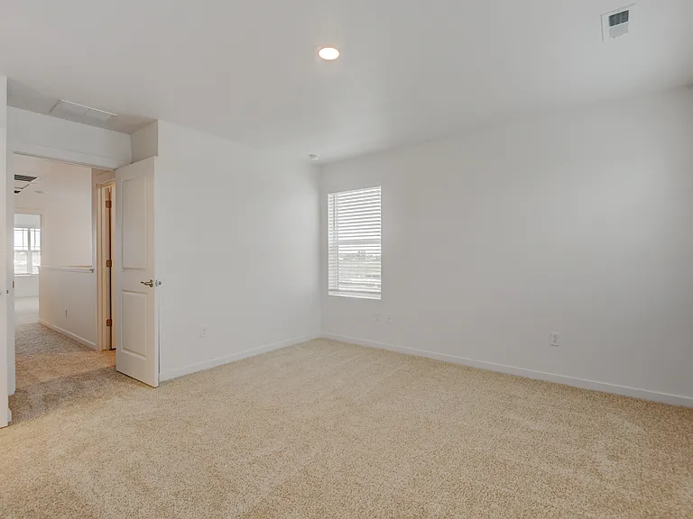 900 Andrews Crest Dr — Photo 22