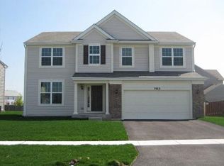 1915 Beachview Rd, Hampshire, IL 60140