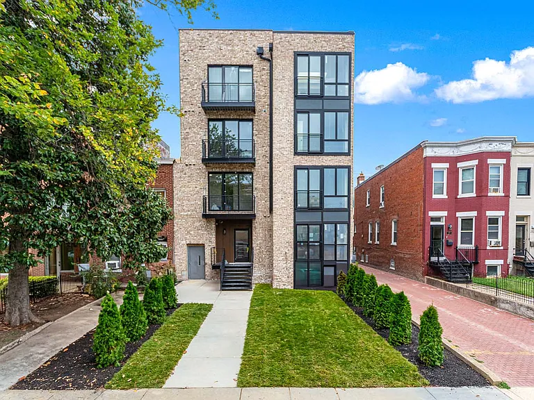 Paxton Park Apartments — Photo 18