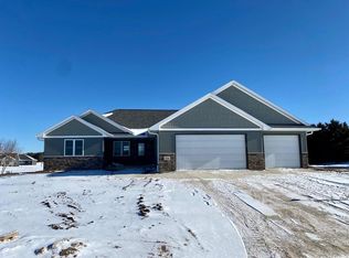 2401 Crossing Meadows Dr, Manitowoc, WI 54220