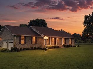 442 S Military St, Loretto, TN 38469