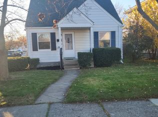 2856 Queen St, Dearborn, MI 48124