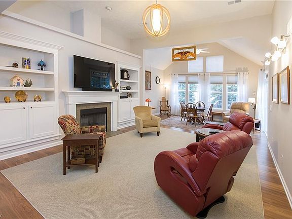 2nd image of 541 Hyannis Port Cir