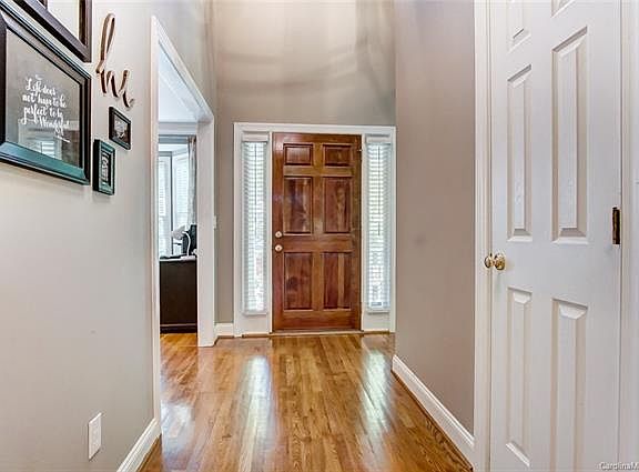 4th image of 8104 Winter Oaks Ct