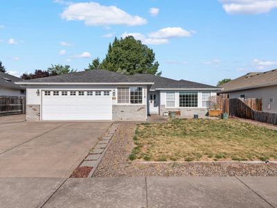 2216 Martin Dr, Medford, OR, 97501