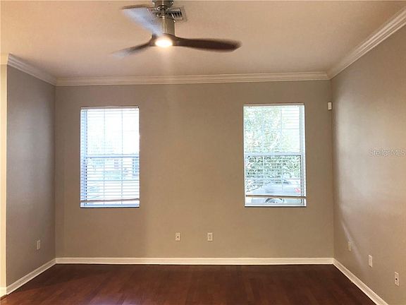 3rd image of 7570 Tamarind Ave