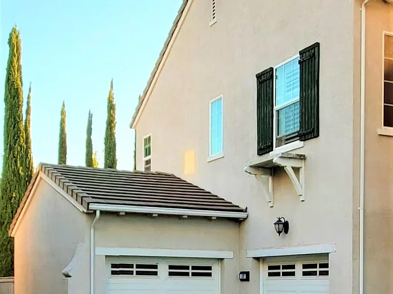 137 Talmont Cir — Photo 8