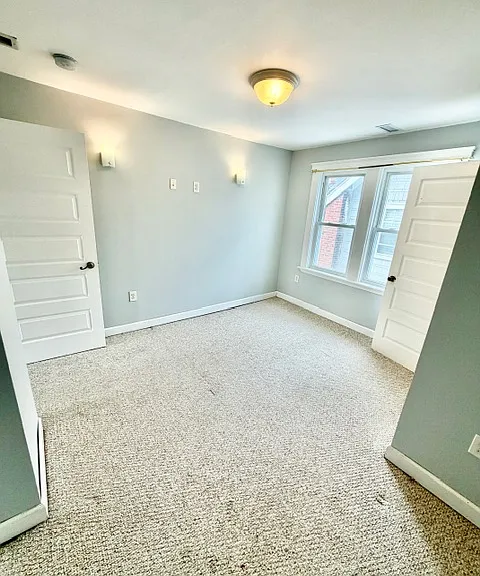 64 Robertson St — Photo 31