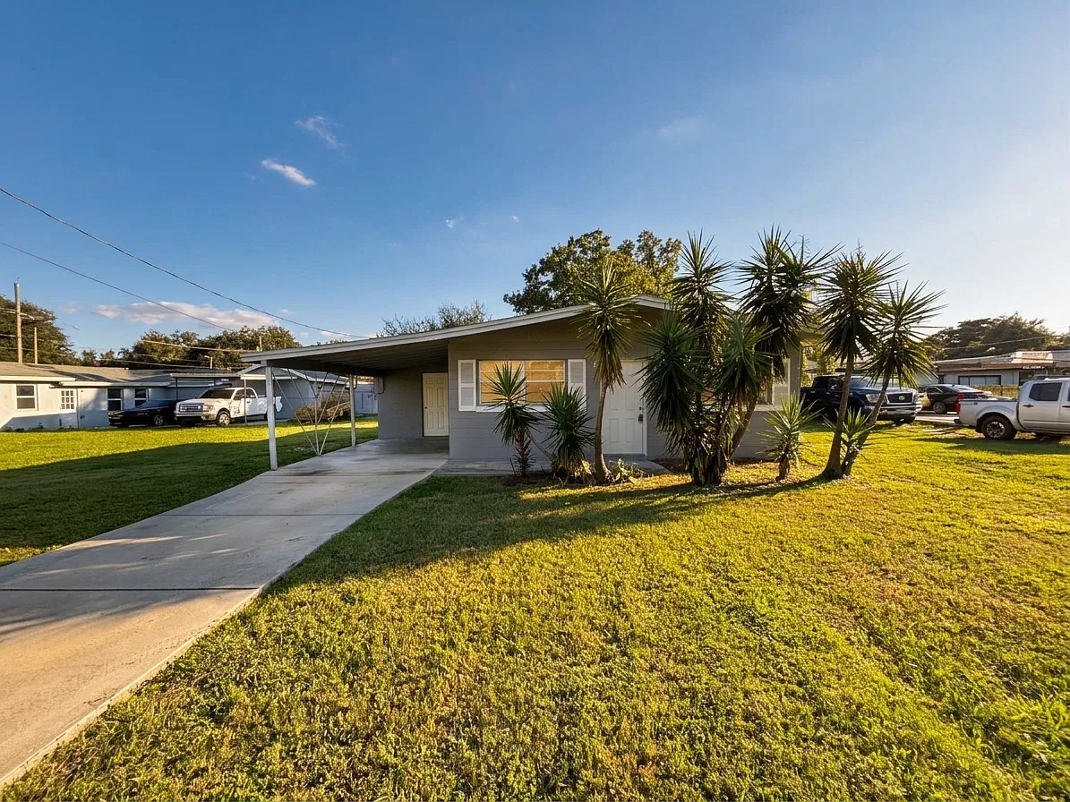 3 bed, 936 sqft, $1,400 — Photo 1