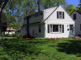 1926 Schlimgen Ave, Madison, WI 53704