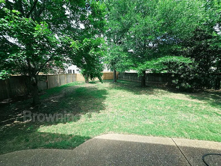 5108 Glencarron Dr — Photo 24