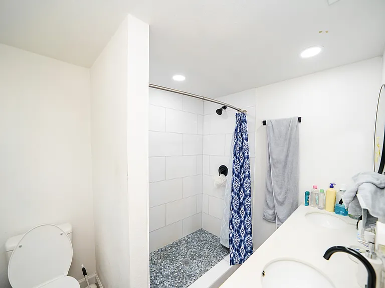 1160 Tarpon Ave — Photo 13