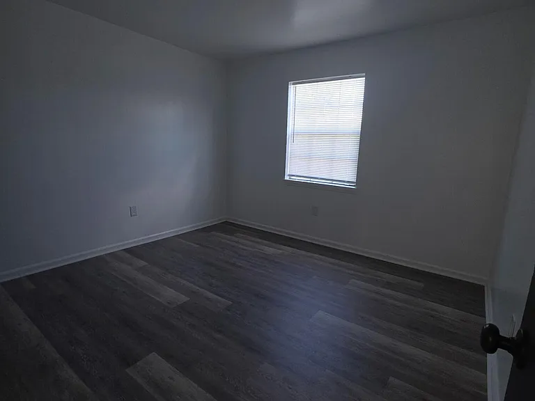 711 Townside Rd SW #9 — Photo 4