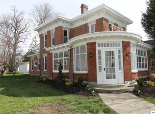 519 E Chestnut St, Mount Vernon, OH 43050