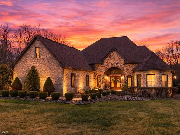 44290 Denise Ln, Saint Clairsville, OH 43950