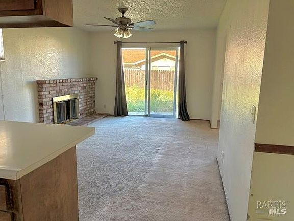 3rd image of 276 Livingston Avenue