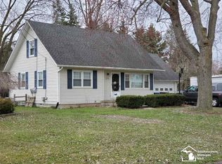 1795 Meadow Dr, Monroe, MI