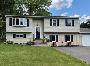 4636 Goldrush Dr, Marcellus, NY 13108