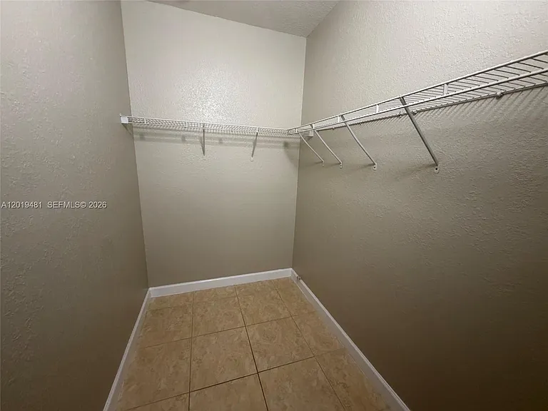 1535 SE 26th St #206 — Photo 12