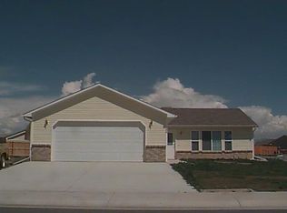 886 Henry Cir, Fruita, CO 81521