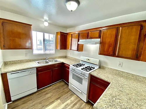 2908 E South St #1 Photo 1