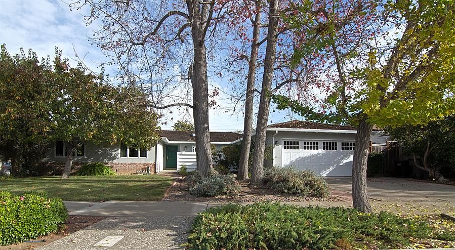1st image of 1522 Ashcroft Way